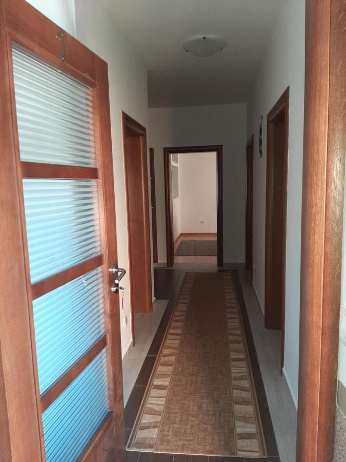 Apartmani Mia Vuksanovic Cetinje Luaran gambar
