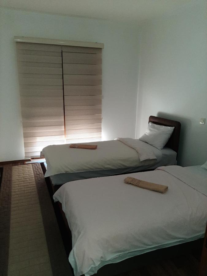 Apartmani Mia Vuksanovic Cetinje Bilik gambar