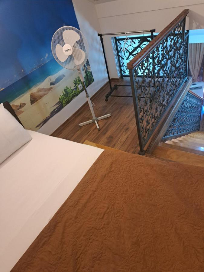 Apartmani Mia Vuksanovic Cetinje Luaran gambar