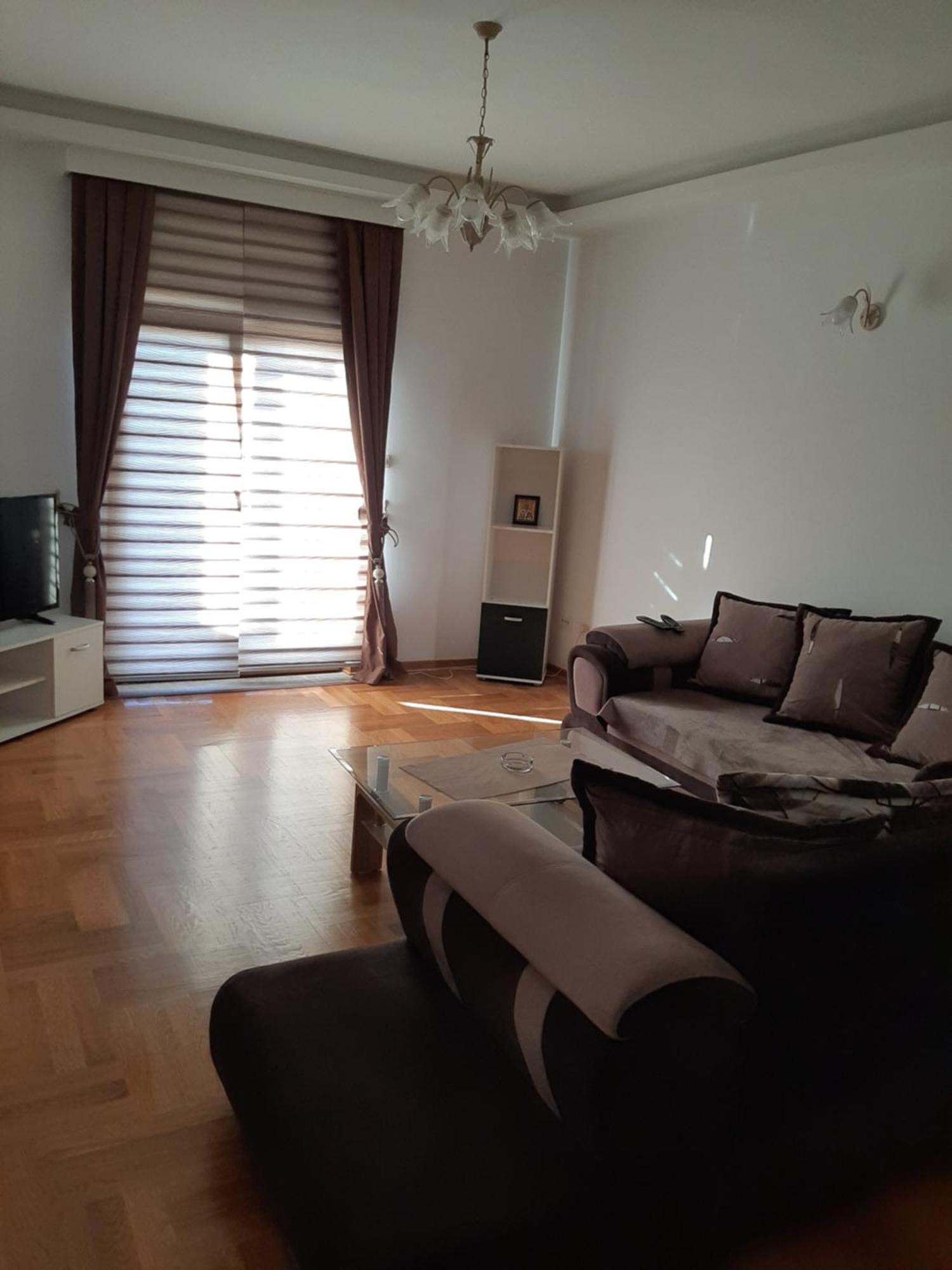 Apartmani Mia Vuksanovic Cetinje Bilik gambar