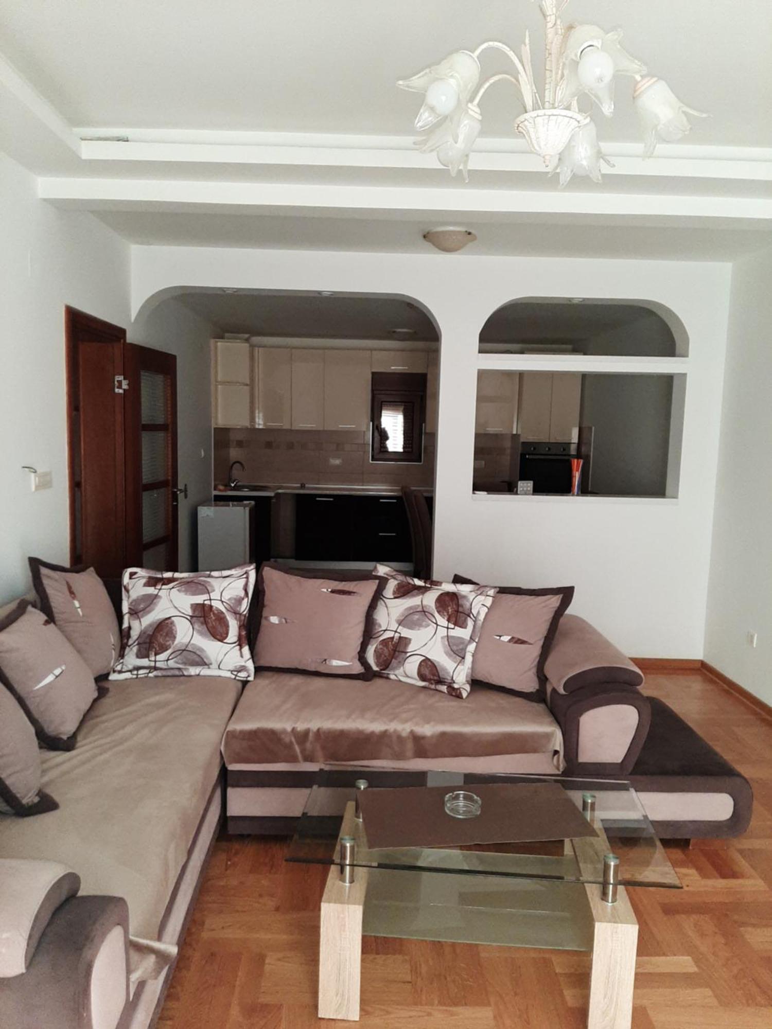 Apartmani Mia Vuksanovic Cetinje Bilik gambar