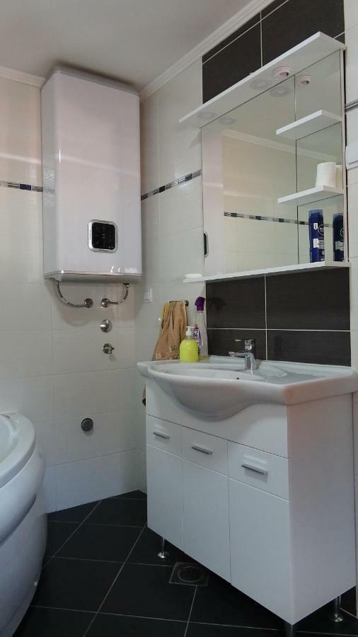 Apartmani Mia Vuksanovic Cetinje Luaran gambar