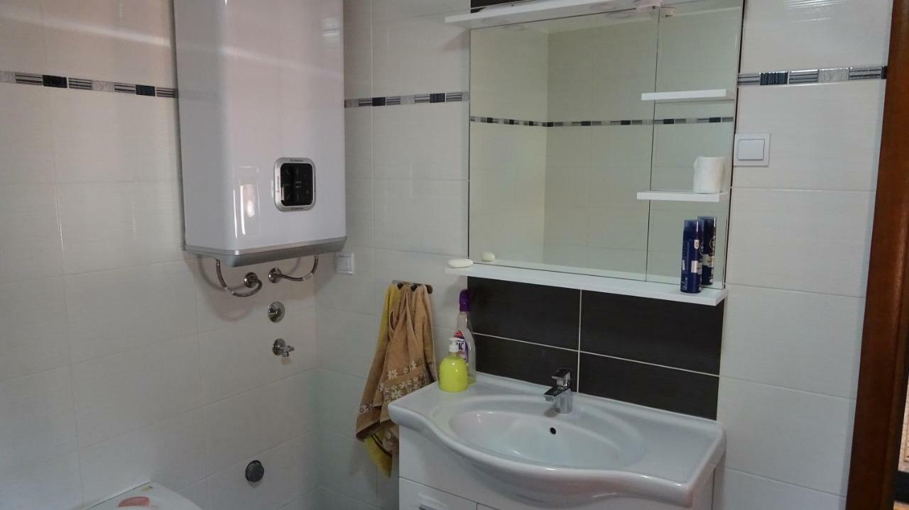 Apartmani Mia Vuksanovic Cetinje Luaran gambar