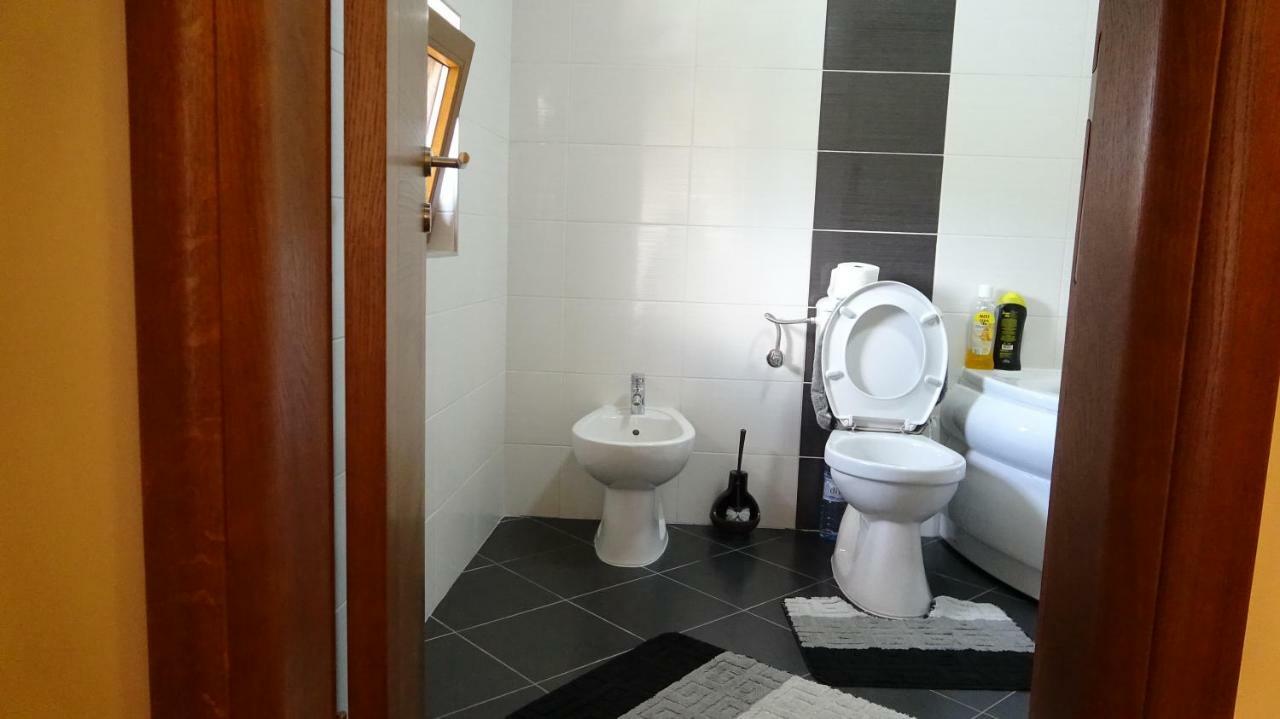 Apartmani Mia Vuksanovic Cetinje Luaran gambar