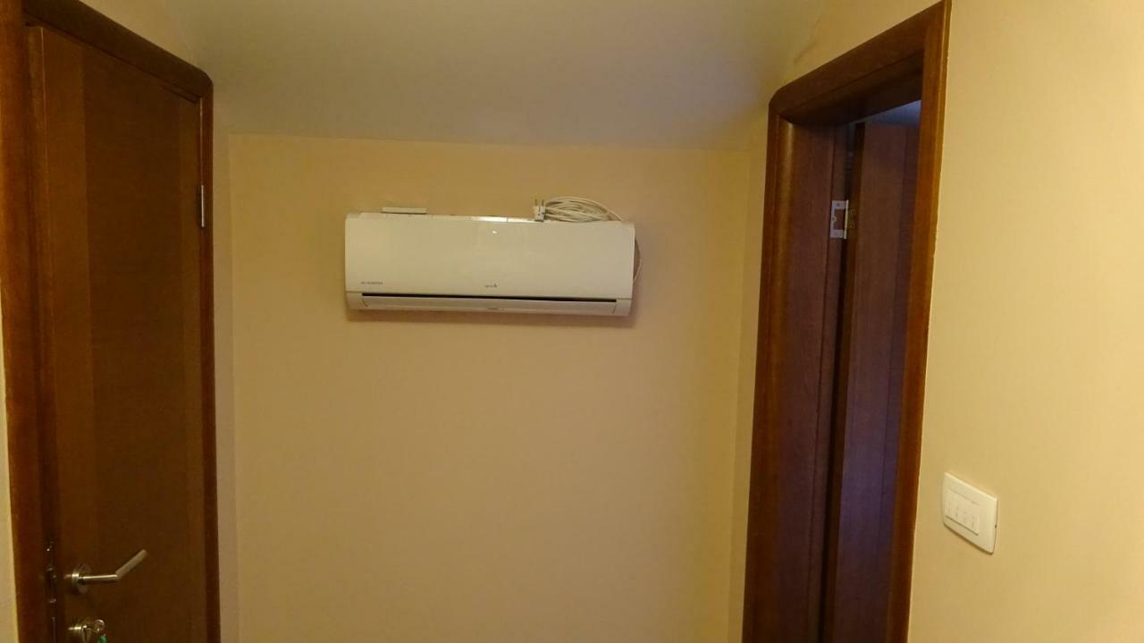 Apartmani Mia Vuksanovic Cetinje Luaran gambar