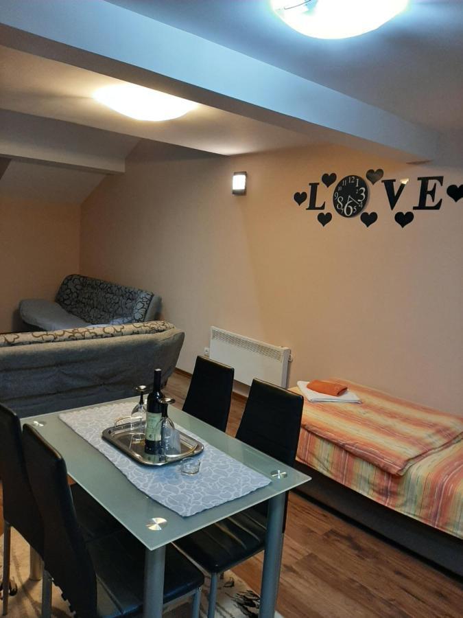 Apartmani Mia Vuksanovic Cetinje Luaran gambar